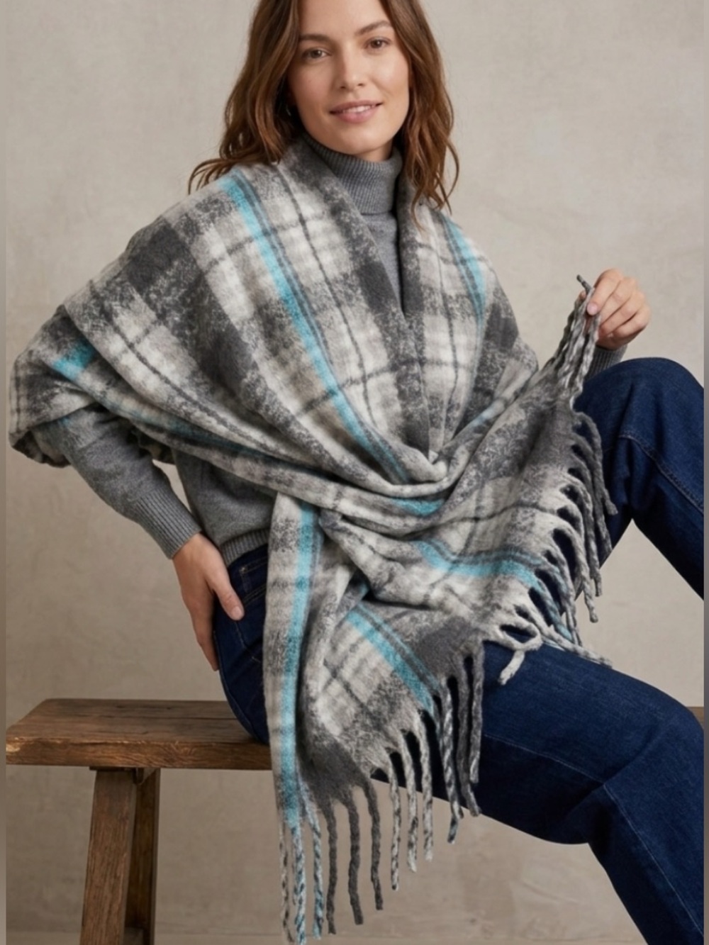 23” x 73” Aerie Thick Polyester Plaid Shawl Wrap w/ Fringe